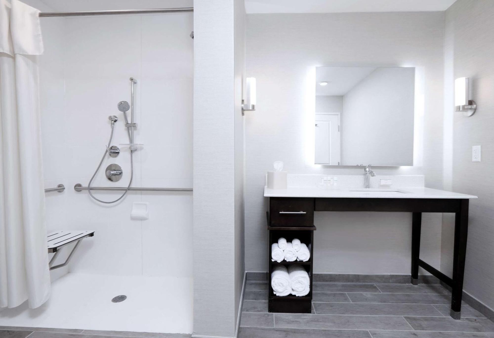 Homewood Suites By Hilton West Fargo/Sanford Medical Center Eksteriør bilde
